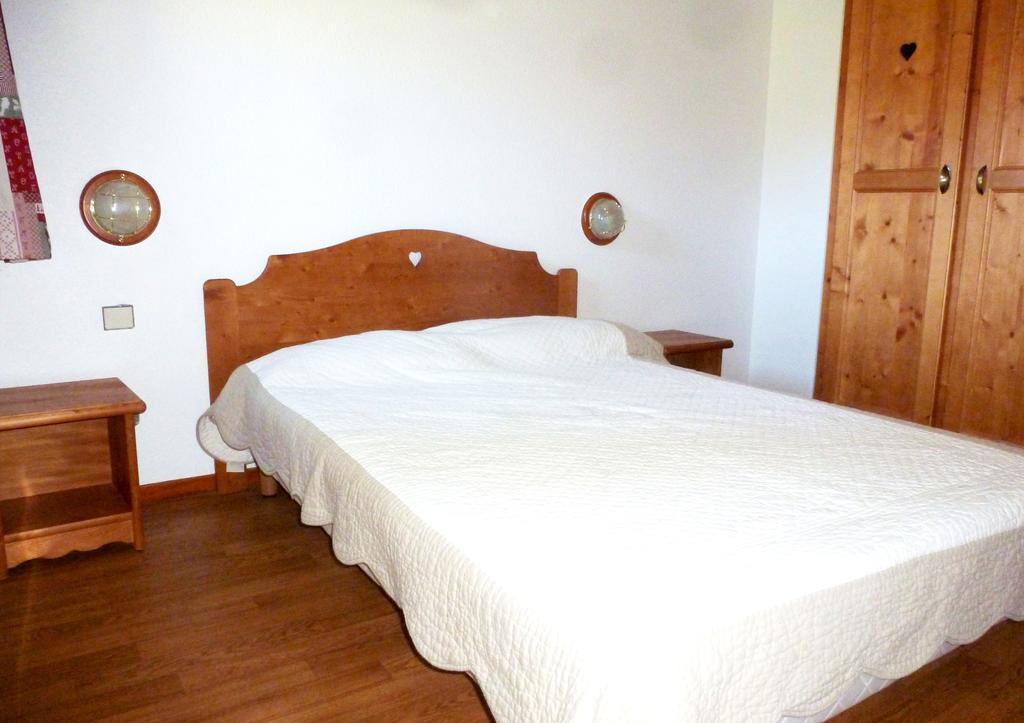 Residence Odalys Le Christiana Alpe d'Huez Oda fotoğraf